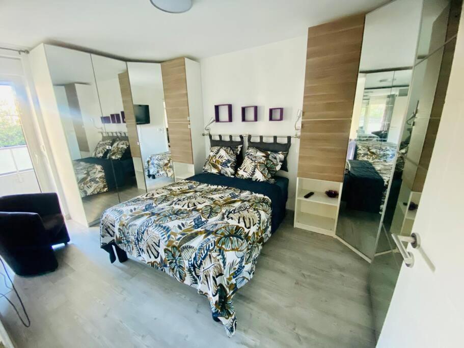 Apartament Le Standing Parking Wifi Metz Un-Sejour-A-Part Zewnętrze zdjęcie