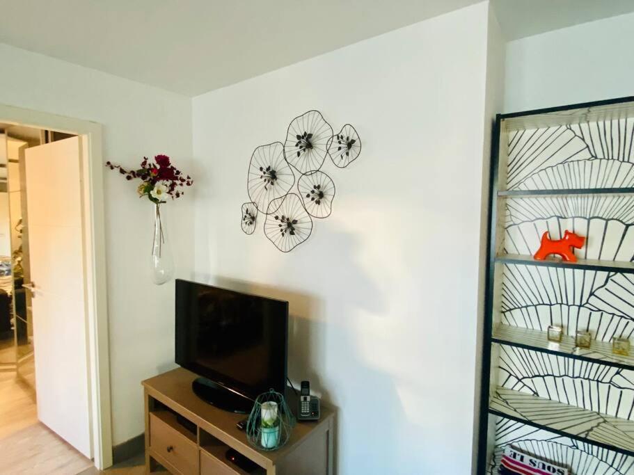 Apartament Le Standing Parking Wifi Metz Un-Sejour-A-Part Zewnętrze zdjęcie